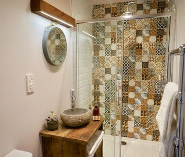 1 bedroom Flat To Let - Photo 5