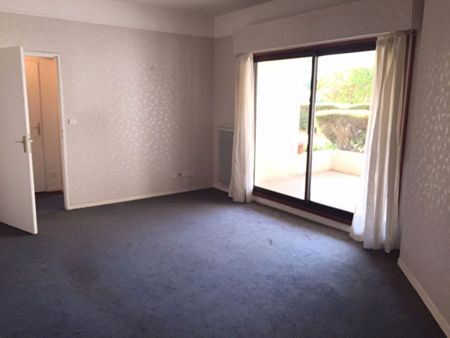 Location Appartement 2 pièces 47m² BOURG LA REINE 92340 - Photo 2