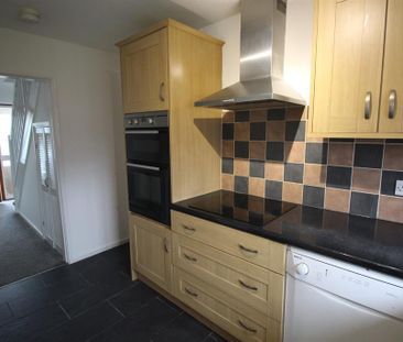 3 bedroom end of terrace house to rent - Photo 6