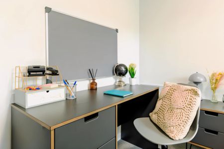 One Bed Flat - Photo 2