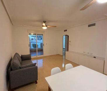 Alquiler de piso en Calle Ramón Juan Larrosa - Photo 1