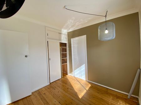 2 Bedroom - 1 Bathroom - Fishing and Affordable Living - Photo 5