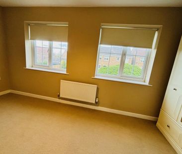 2 bedroom terraced house to rent - Photo 2