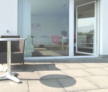 Moderne 2.5-Zimmer-Wohnung in ruhiger Panoramalage von Richterswil - Photo 1