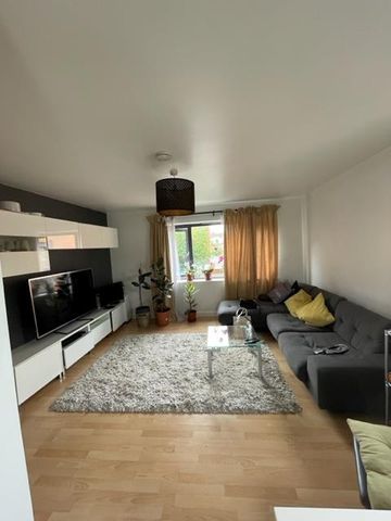 3 Bed Flat, Helene House, E16 - Photo 2