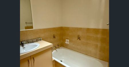 Low-Maintenance Living Close to River and Transport - Photo 2