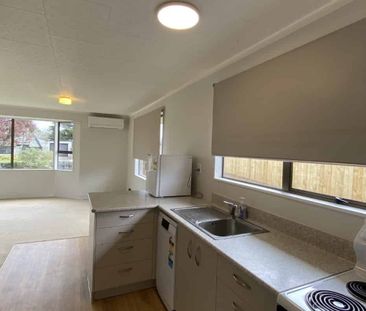 2 Bedroom, 1 Bathroom Unit in Parahaki - Photo 5