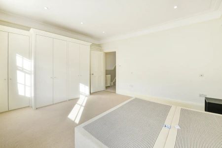 2 bedroom house in Belgravia - Photo 4