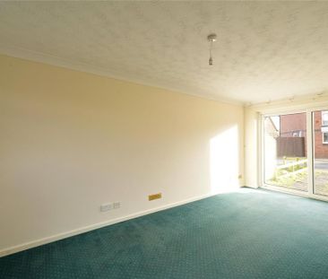 4 bedroom detached house to rent - Photo 2