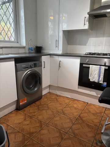 House share to rent - Photo 4