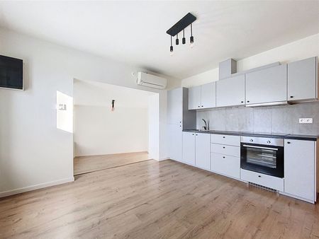 Triplex appartement gelegen te Brasschaat - Foto 5