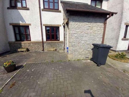 Fallowfield Avenue, Ulverston, LA12 - Photo 1