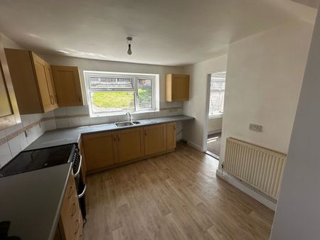 Haldane Crescent, Chesterfield, S44 - Photo 2
