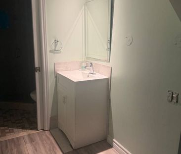 For Lease - 278 Waratah Avenue Unit# Lower, Newmarket, Ontario - Photo 3
