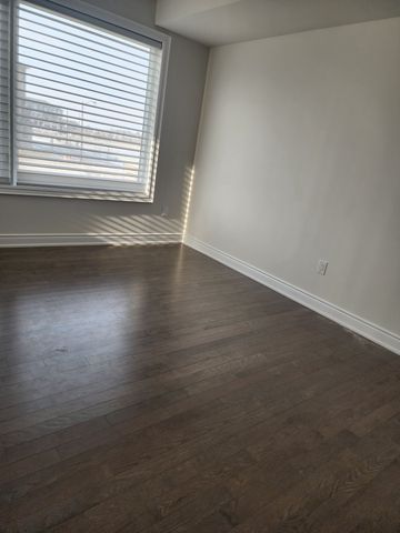 For Lease - 102 Thule Street, Vaughan, Ontario - Photo 3