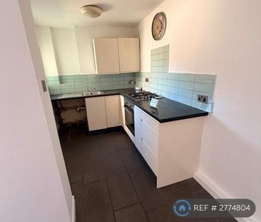 2 bedroom terraced house to rent - Photo 6