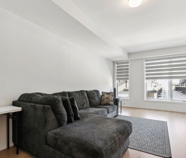 For Lease - 65 Akil Thomas Gardens, Toronto, Ontario - Photo 2