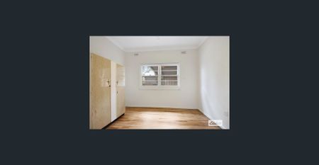 Charming 3-Bedroom Home in Prime Wodonga Location - Photo 4