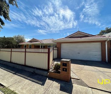 12 Manchester Drive, Sydenham - Photo 1