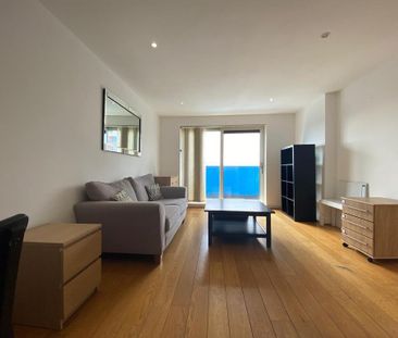 2 bedroom flat to rent - Photo 2