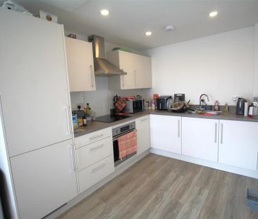 1 bedroom flat to rent - Photo 5