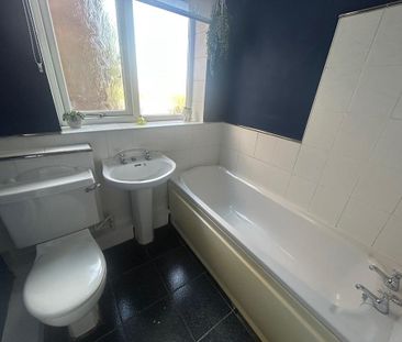2 bedroom maisonette to rent - Photo 3