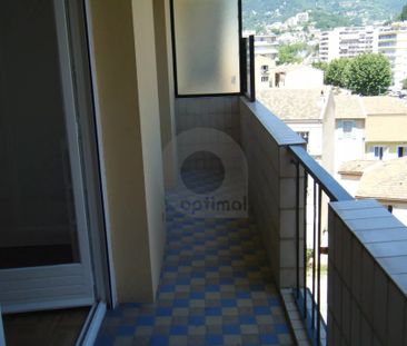 Location Appartement 3 pièces 86m² MENTON 06500 - Photo 4