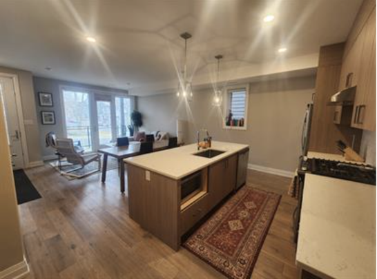 427 Ravenhill Avenue - 1 - Photo 1