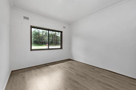 44 Ku-ring-gai Chase Road, - Photo 3