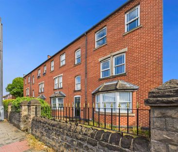 1 bedroom Apartment to rent - Photo 3