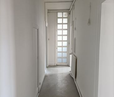 Location Appartement 4 pièces 106m² CAHORS 46000 - Photo 3