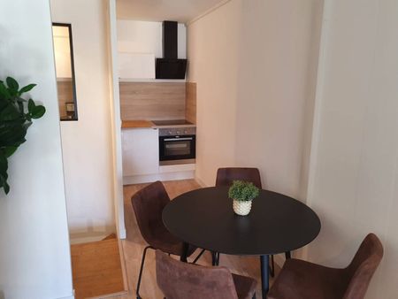 T3 42m2 2 chambres - Petit Port - Photo 3