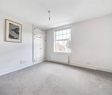 2 bedroom end of terrace house to rent - Photo 5