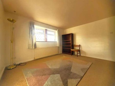 Blakestones, Slaithwaite, Huddersfield, HD7 - Photo 2