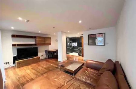 2 Bed Flat, Albert Embankment, SE1 - Photo 2