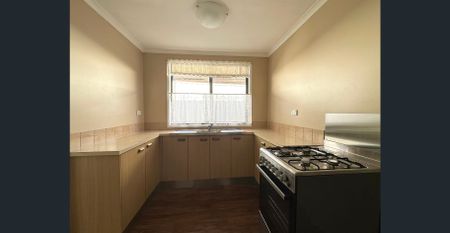 LOVELY HOME IN QUIET STREET! - Photo 4