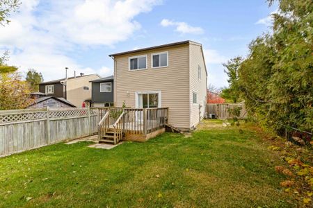 For Lease - 1 Berkshire Way, Barrhaven, Ontario - Photo 4