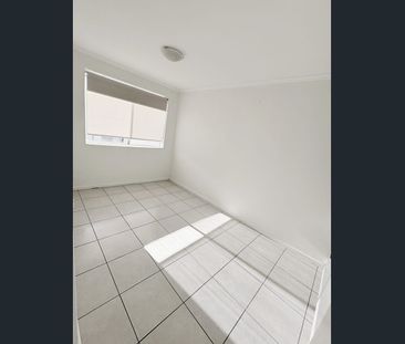 Ideal for Those Seeking Comfort and Convenience in a Prime Location - Photo 5