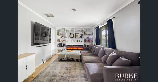 Spacious Family Living with Room to Relax - Photo 1