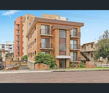 Unit 1 /58 Dening Street, The Entrance, NSW 2261 - Photo 1