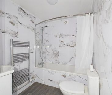 3 bedroom property to rent - Photo 1