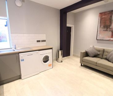 1 bedroom in a house share to rent - Photo 5