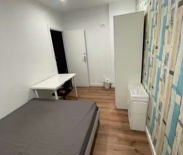 Plaça de Pep Ventura, Badalona, Catalonia 08912 - Photo 3