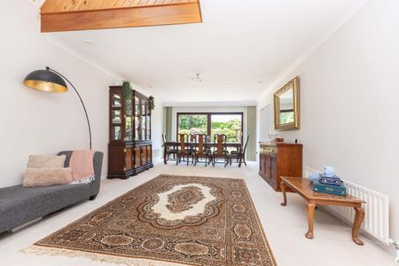 3 bedroom bungalow to rent - Photo 5