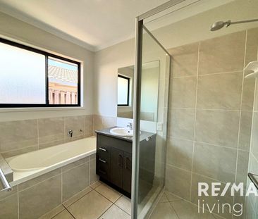 Spacious Family Home in Quiet Burpengary Cul-de-Sac - Photo 4