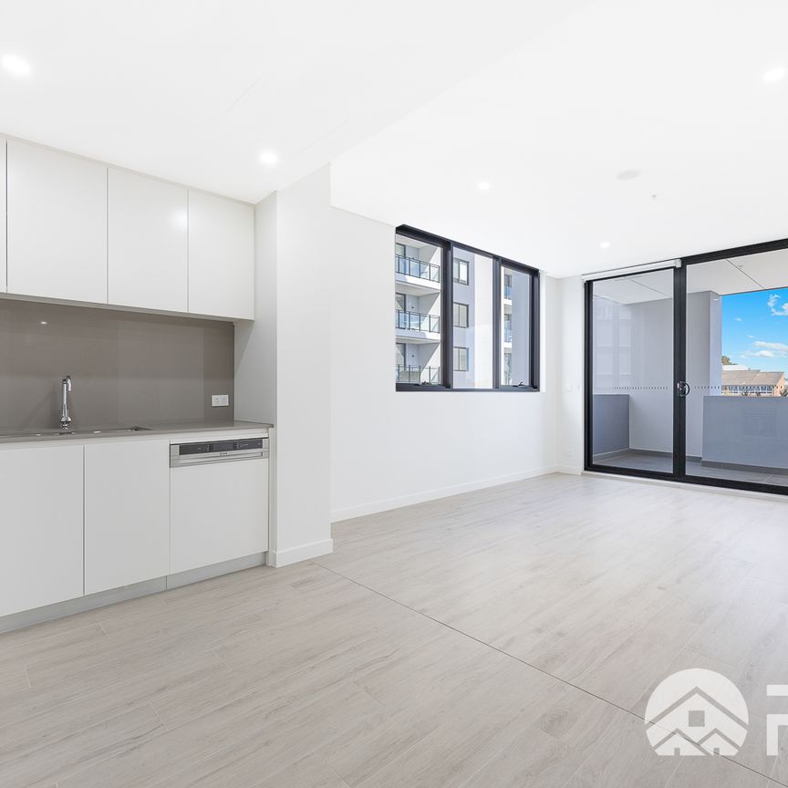 "Modern 2-Bedroom Apartment with Prime Location in Kogarah – Convenience at Your Doorstep!" - Photo 1