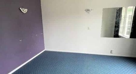 Spacious home in popular Sandringham - Photo 5