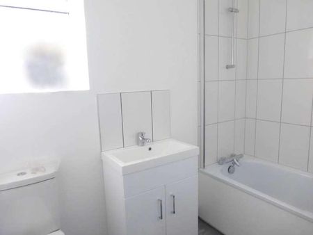 Oxhey Road, Oxhey, WD19 - Photo 5