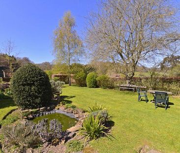 1 bedroom character property to rent - Photo 3