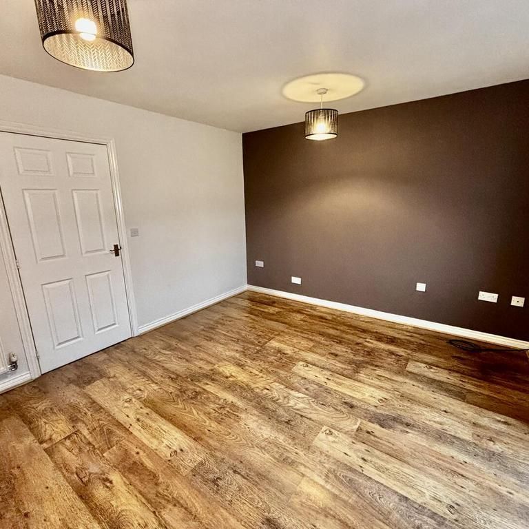 2 bedroom house to rent - Photo 1